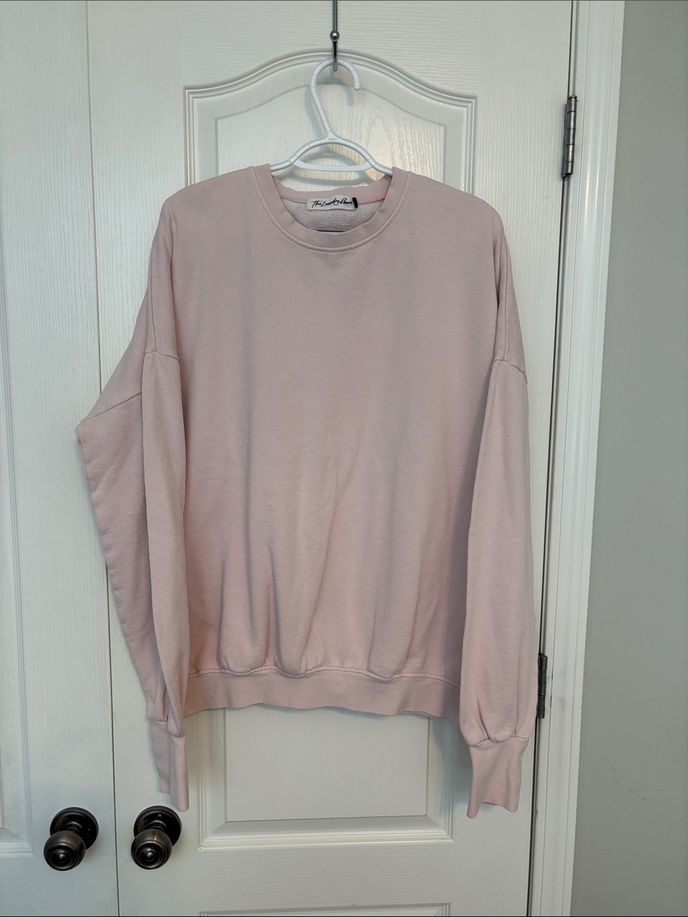 The Laundry Room Oversized Light Pink Crewneck Sweatshirt size Medium